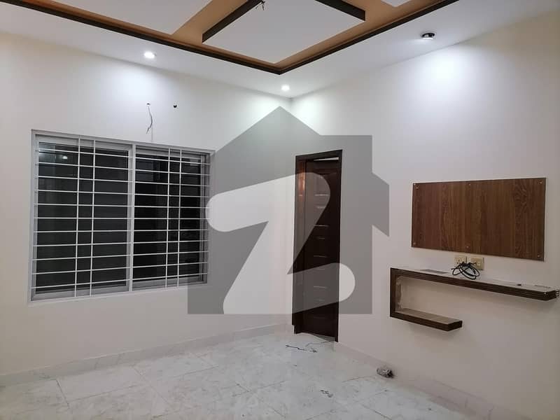 Corner 1 Kanal House For Sale In PGECHS Phase 2