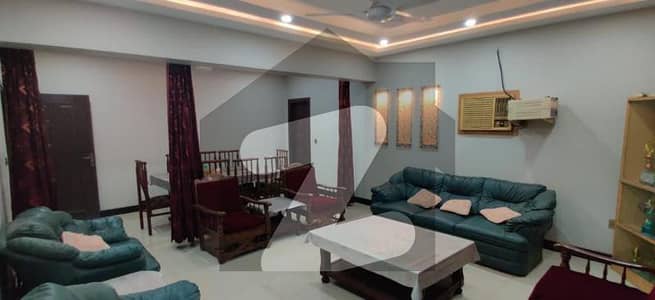 جیل روڈ رحیم یار خان میں 6 کمروں کا 18 مرلہ مکان 2.5 کروڑ میں برائے فروخت۔