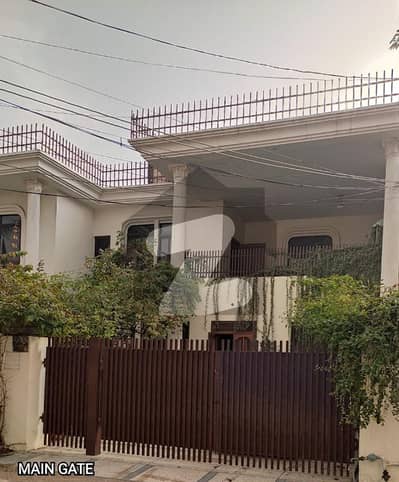 A Very Beautiful House For Sale 10 Marla House For Sale In Township A1 Sector Lahore
