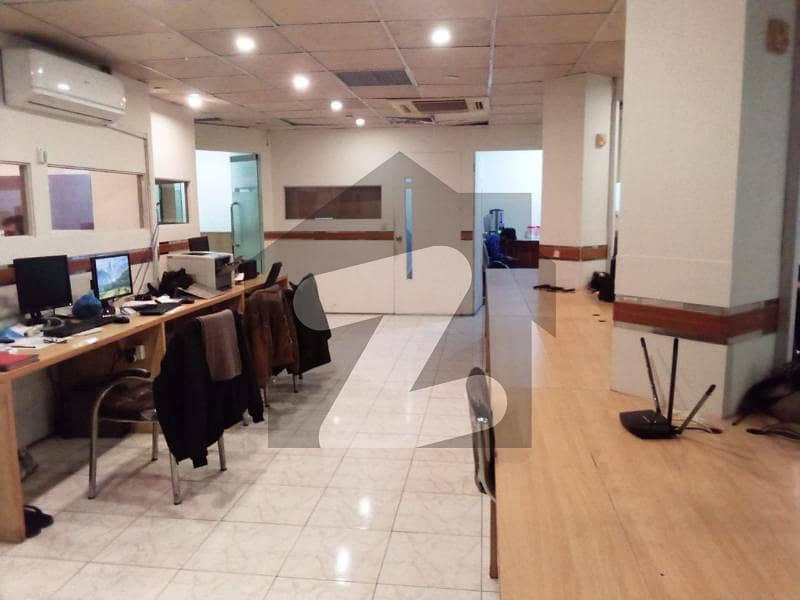 Fully Furnished 1650 sq ft Brand New Rented Independent Office For Sale at city tower Main Boulevard Gulberg Lahore