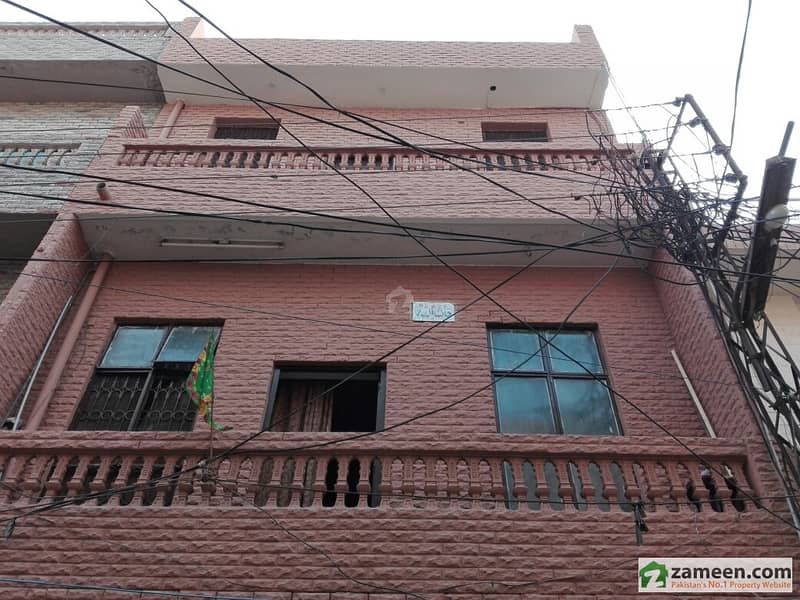 Portion Is Available For Rent Allama Iqbal Town Kashmir Block, Allama