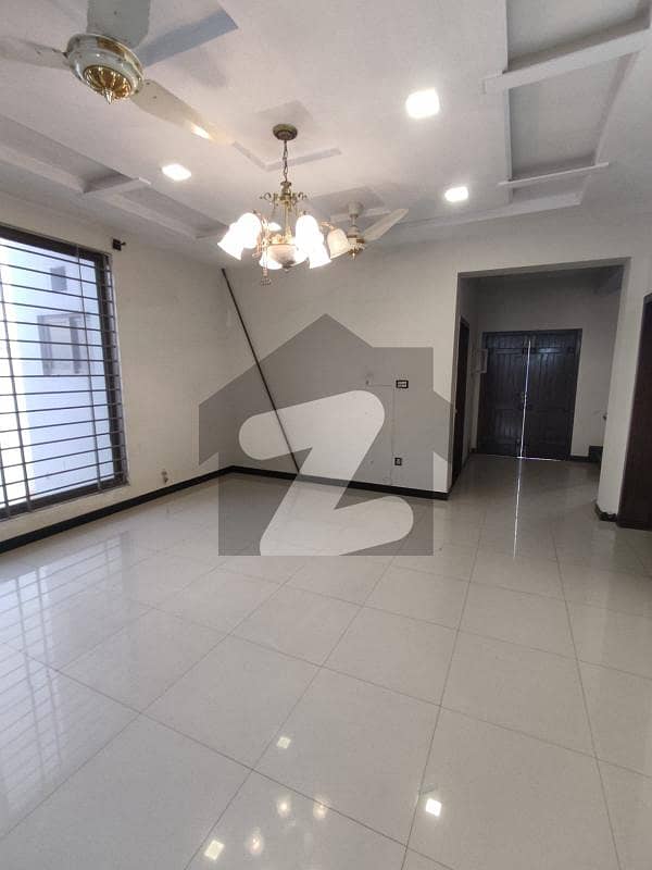 50x90 Upper Portion Available For Rent In G13 Islamabad