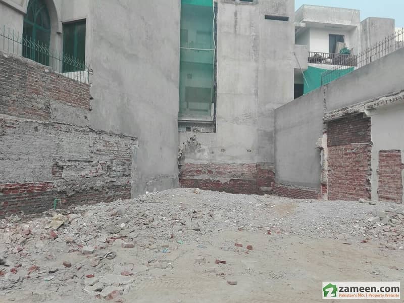 Plot Is Available For Sale Habibullah Road, Lahore ID7850280