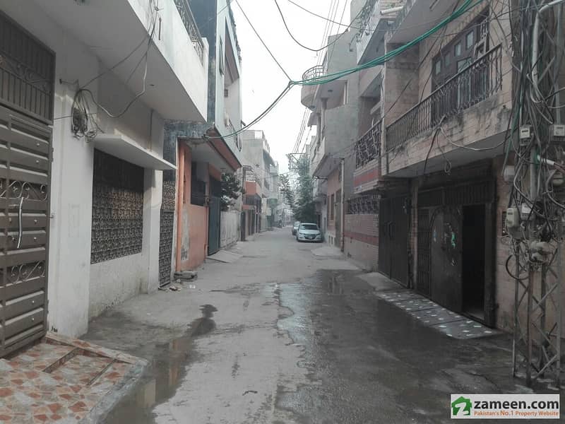 Plot Is Available For Sale Habibullah Road, Lahore ID7850280