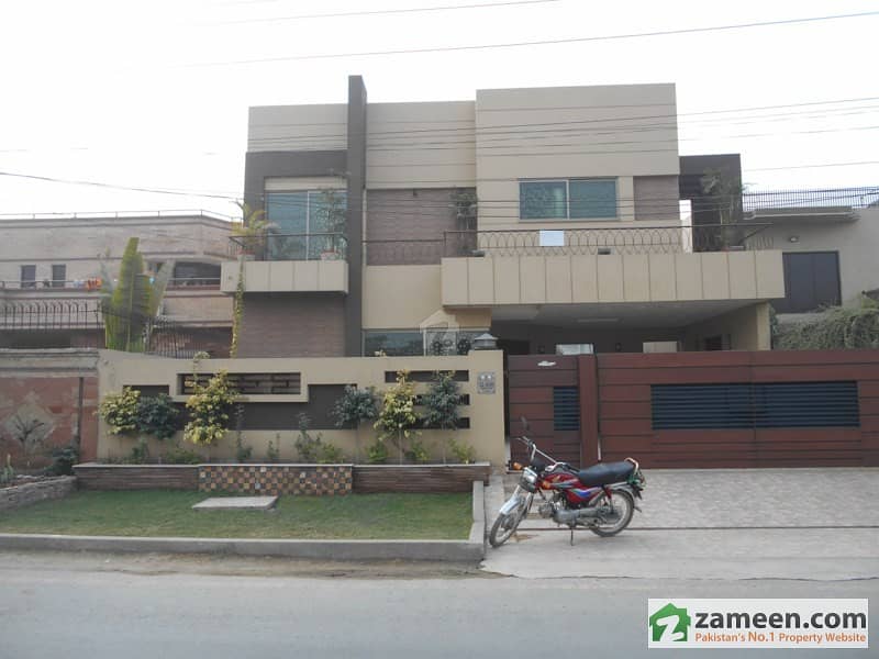 1 Kanal Brand New House For Sale