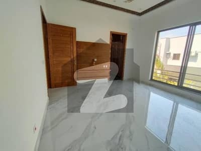 Bahria Enclave - Sector C - 1 Kanal Brand New House For Sale