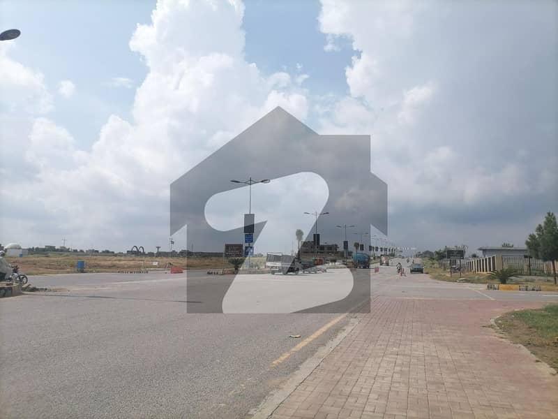 Ideal 1197 Square Feet Commercial Plot Available In Mumtaz City, Mumtaz City