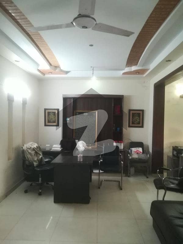 ویلینشیاء ۔ بلاک ایل ویلینشیاء ہاؤسنگ سوسائٹی لاہور میں 3 کمروں کا 8 مرلہ مکان 55 ہزار میں کرایہ پر دستیاب ہے۔