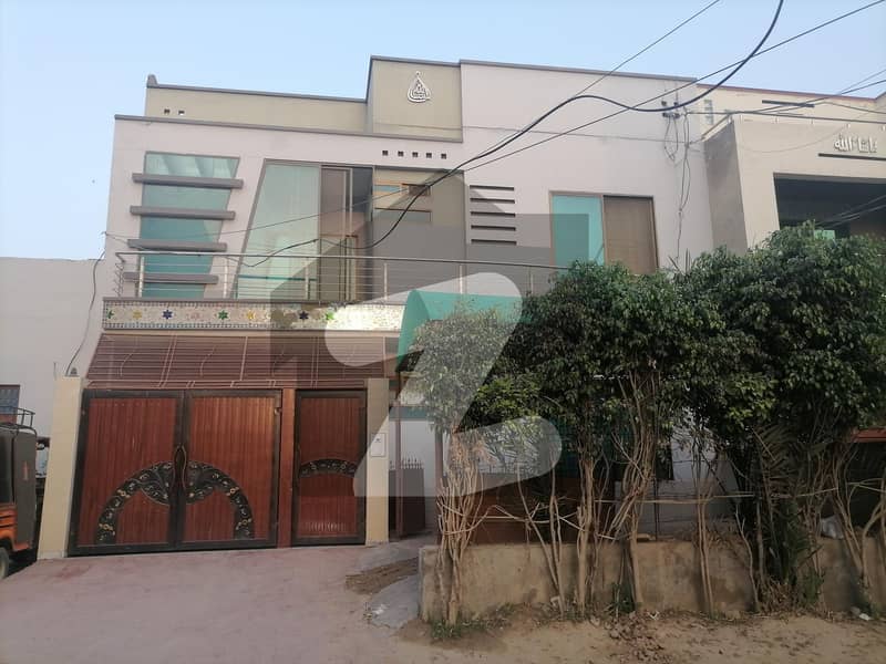 فتح شیر کالونی ساہیوال میں 4 کمروں کا 5 مرلہ مکان 1.4 کروڑ میں برائے فروخت۔
