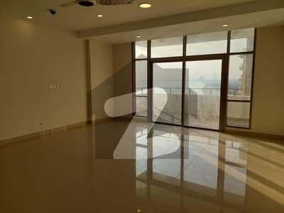 1500 Sqft Luxury Sea Facing Apartment For Sale In Emaar Pearl Tower Dha Phase 8 Karachi