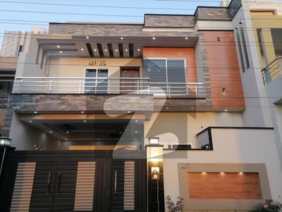 House For Grabs In 7 Marla Sahiwal