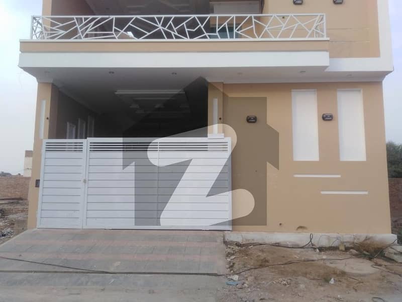 الحرام کے ایگزیکٹو ولاز جہانگی والا روڈ بہاولپور میں 4 کمروں کا 4 مرلہ مکان 85 لاکھ میں برائے فروخت۔