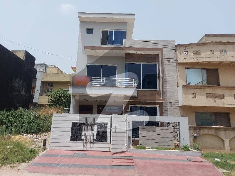 4 Marla House For Sale In G 13