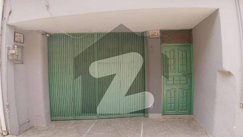 باڈا روڈ پشاور میں 6 کمروں کا 8 مرلہ مکان 2.1 کروڑ میں برائے فروخت۔