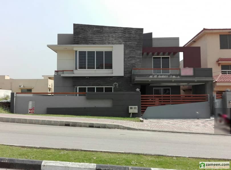 House Is Available For Sale In Bahria Town Phase 3