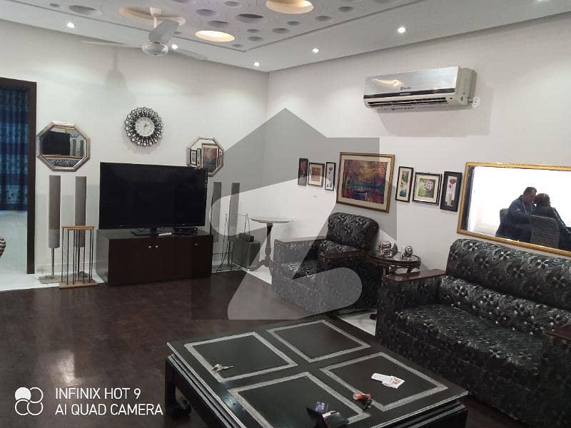 Beautiful Fully Furnished 3 Beds Apartment With Lift Nearby Airport