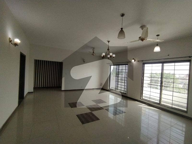 3-Bedroom Luxry Apartment Available For Rent In Askari 11.