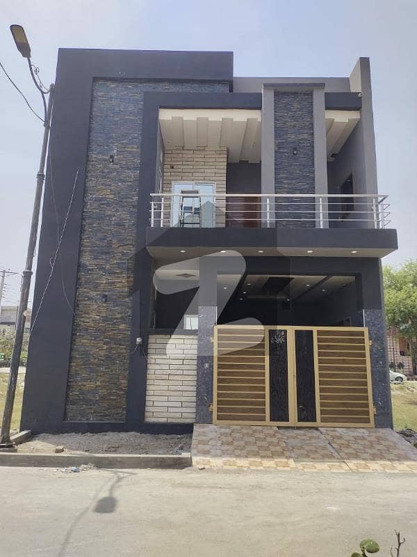 4 Marla next to park  brand new beautiful house for sale in reasonable price