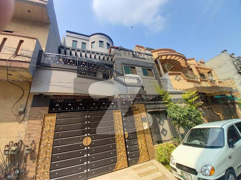 1406 Square Feet House Is Available For sale In Aamir Town