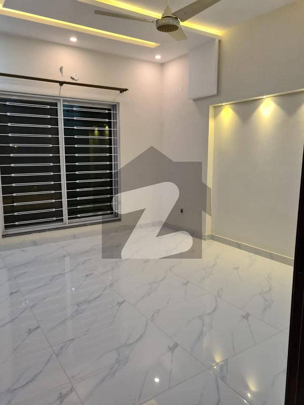 10 Marla Lower Portion available for rent in Overseas B Bahria Town