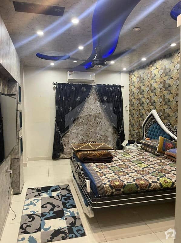 فریرے ٹاؤن کراچی میں 3 کمروں کا 7 مرلہ فلیٹ 80 ہزار میں کرایہ پر دستیاب ہے۔