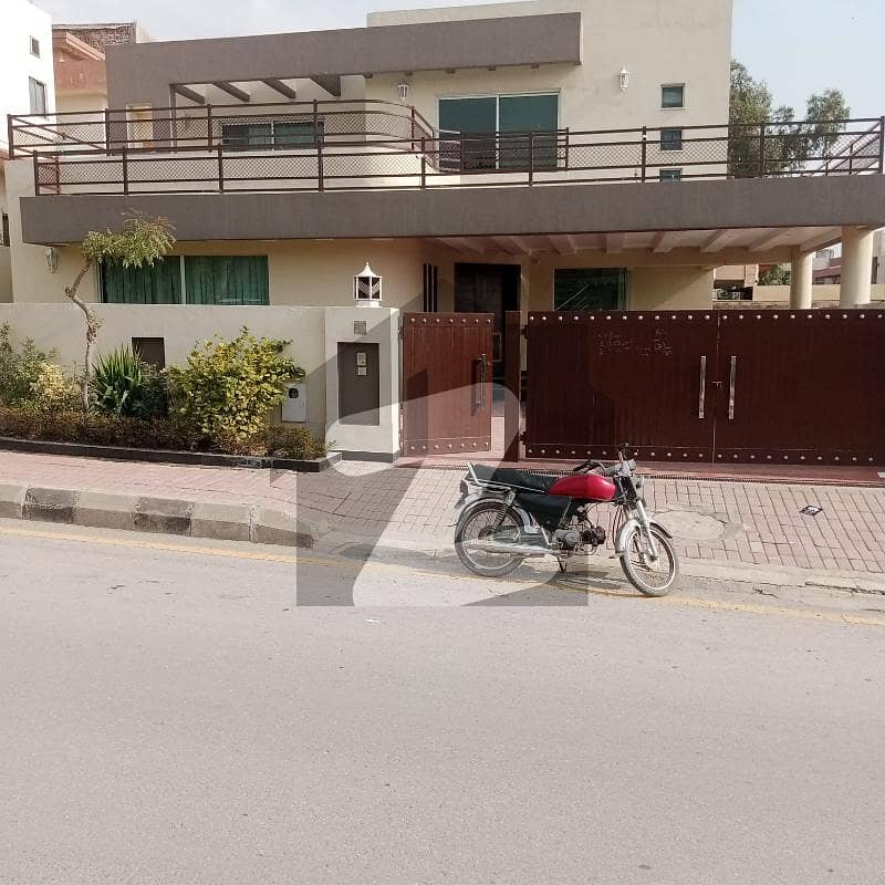 BAHRIA TOWN PHASE ONE 1 KANAL HOUSE FOR SALE Bahria Town Phase 1