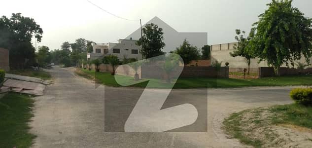 20 Marla Corner Plot Available For Sale In Amir Town Canal Road Fsd