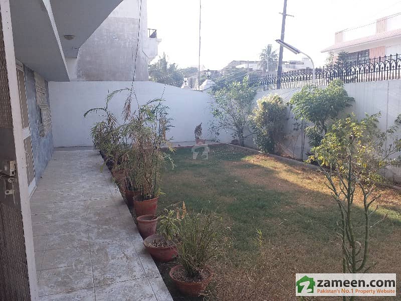 600 Sq Yd Independent Bungalow In Gulshan E Iqbal
