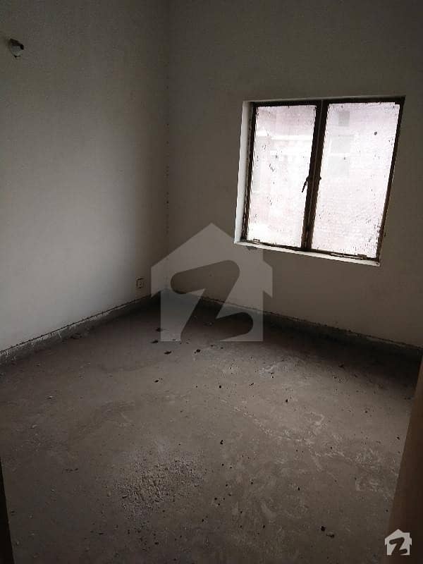 Flat No 18 Block E2 Pha Flats Near Ali Masjid Imam Bargh Wafaqi Colony Wafaqi Colony, Lahore