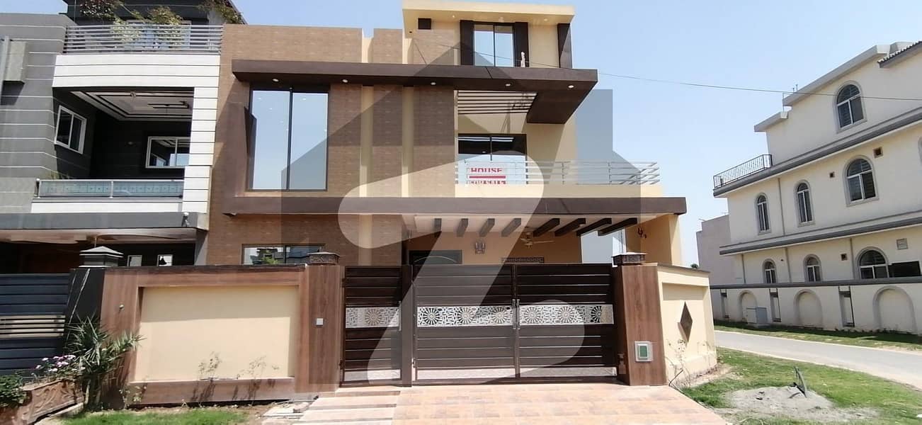 10 Marla Brand New House For Sale In Park View City Lahore