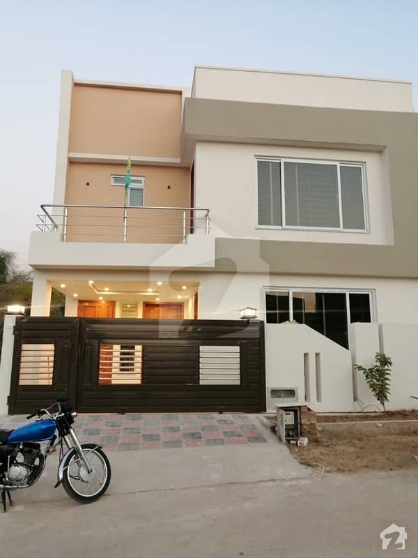 7 Marla Brand New House For Sale In Umer Block
