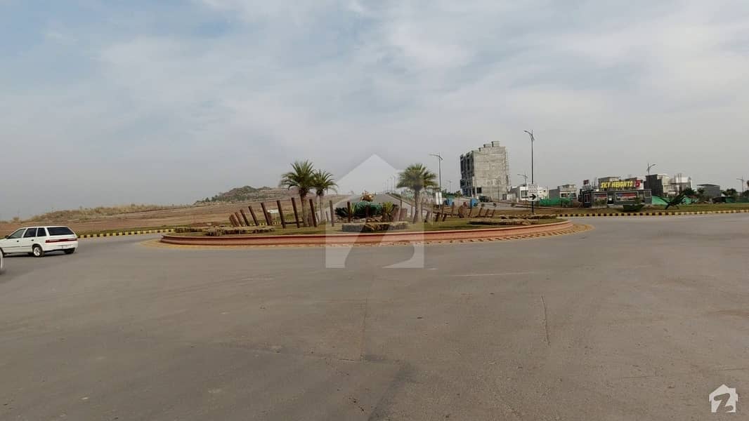 Bahria Enclave - Sector C1 Penthouse For Sale Sized 910 Square Feet