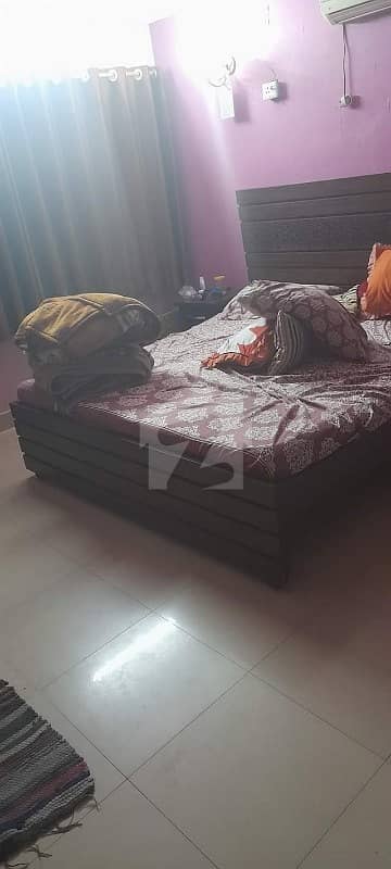 *spacious Apartment For Sale At Chandni Chowk Near To Liaquat Hospital And New Town Police Station*