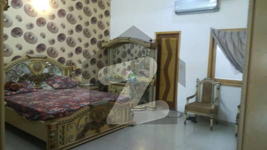 گلبرگ ٹاؤن کراچی میں 3 کمروں کا 10 مرلہ بالائی پورشن 1.5 کروڑ میں برائے فروخت۔