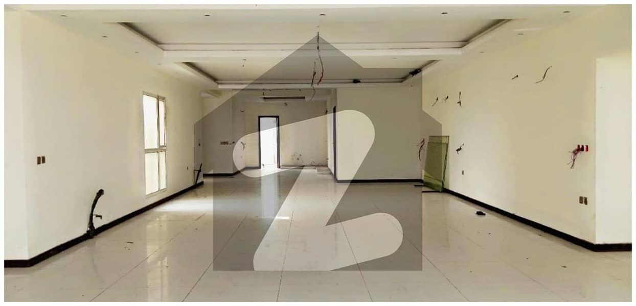1111 Square Yards Spacious Penthouse Available In Shaheed Millat Road For sale