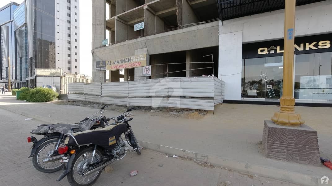 بحریہ ٹاؤن - جناح ایونیو بحریہ ٹاؤن کراچی کراچی میں 4 مرلہ دفتر 85 لاکھ میں برائے فروخت۔