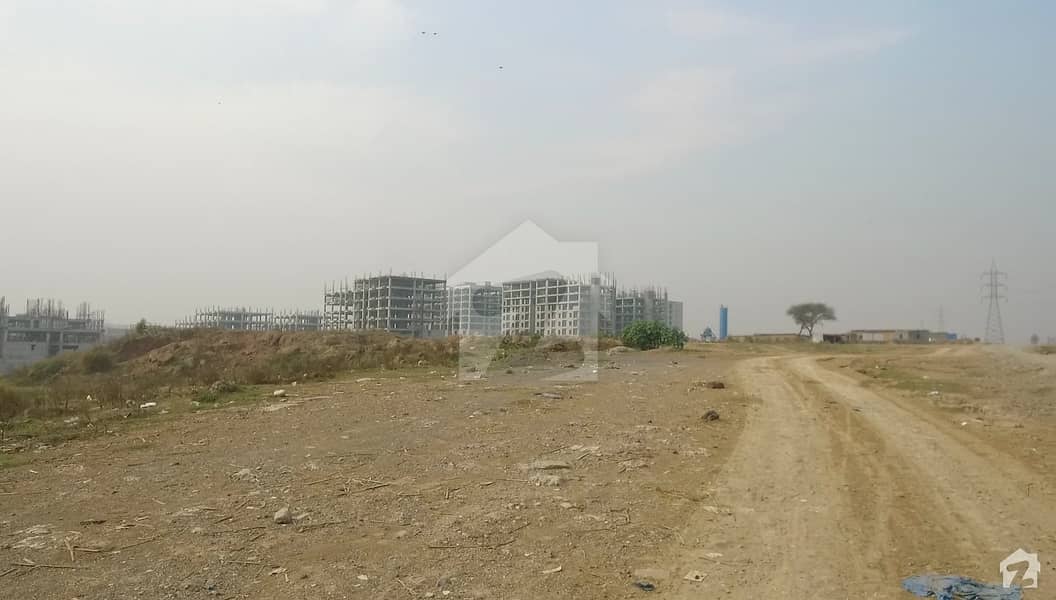 I-12 4 Plot On Main University Double Road Ideally Located