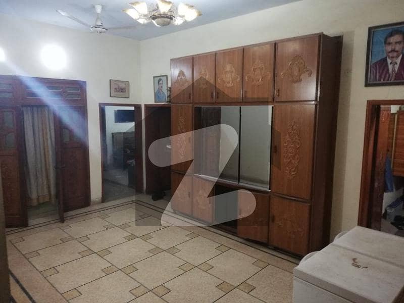 2250 Square Feet Lower Portion For Rent In Allama Iqbal Town