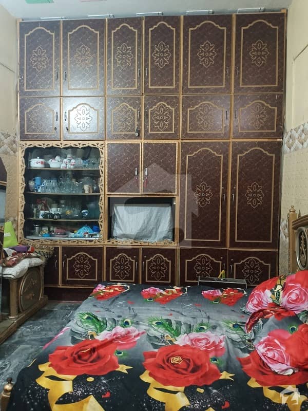 شاہدرہ لاہور میں 3 کمروں کا 4 مرلہ مکان 55 لاکھ میں برائے فروخت۔