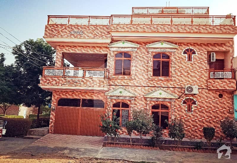 فتح شیر کالونی ساہیوال میں 4 کمروں کا 7 مرلہ مکان 2.25 کروڑ میں برائے فروخت۔