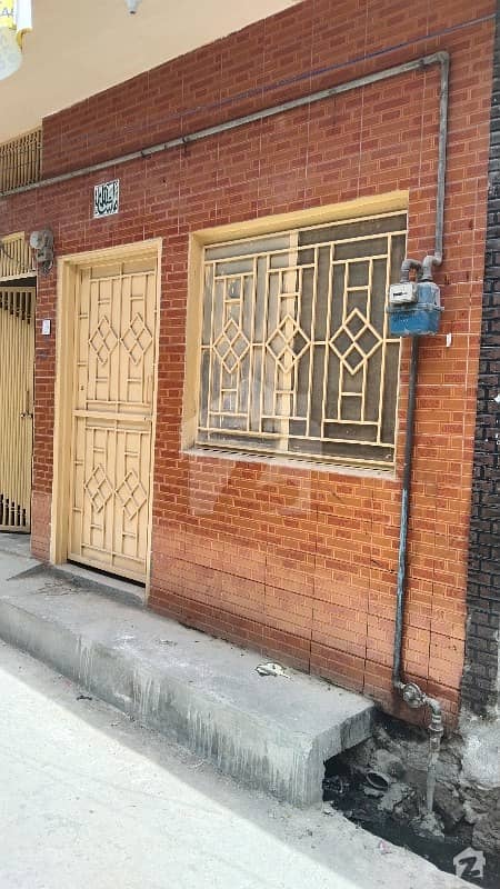 گرجہ روڈ راولپنڈی میں 2 کمروں کا 3 مرلہ مکان 27 لاکھ میں برائے فروخت۔