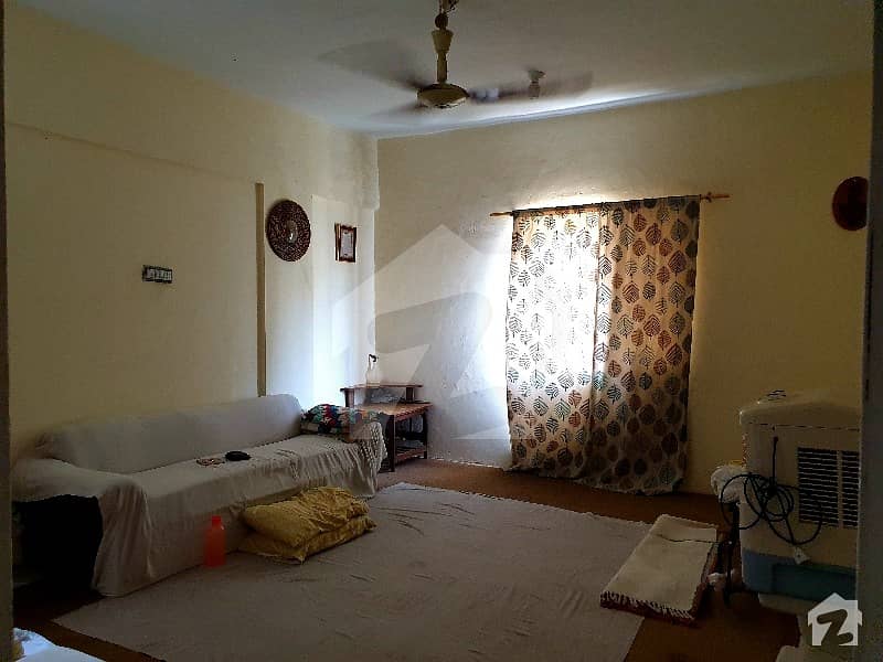 ناظم آباد 4 ناظم آباد کراچی میں 2 کمروں کا 4 مرلہ فلیٹ 57 لاکھ میں برائے فروخت۔