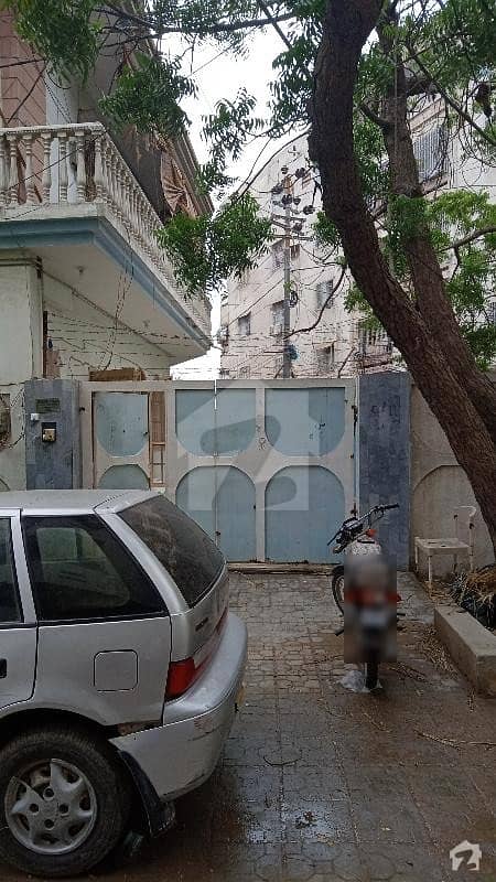 225 Square Feet Warehouse Available For Rent In Yaseenabad
