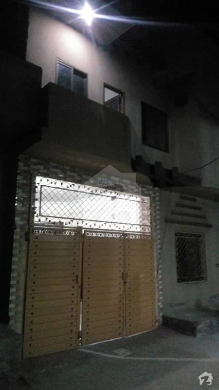 سرگودھا روڈ فیصل آباد میں 4 کمروں کا 4 مرلہ مکان 65 لاکھ میں برائے فروخت۔
