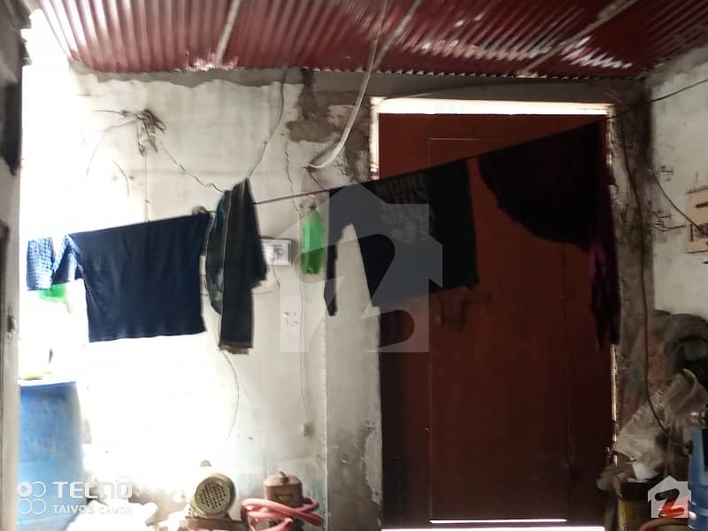کیماڑی کیماڑی ٹاؤن کراچی میں 3 کمروں کا 3 مرلہ مکان 65 لاکھ میں برائے فروخت۔