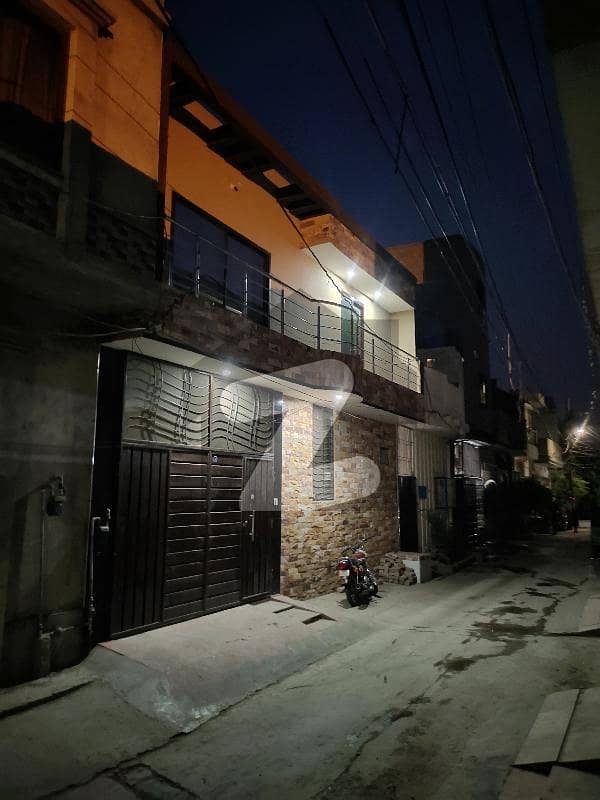 ہجویری ہاؤسنگ سکیم لاہور میں 3 کمروں کا 6 مرلہ مکان 1.25 کروڑ میں برائے فروخت۔