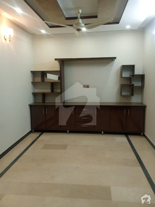 ہائی کورٹ روڈ راولپنڈی میں 4 کمروں کا 5 مرلہ مکان 1.35 کروڑ میں برائے فروخت۔