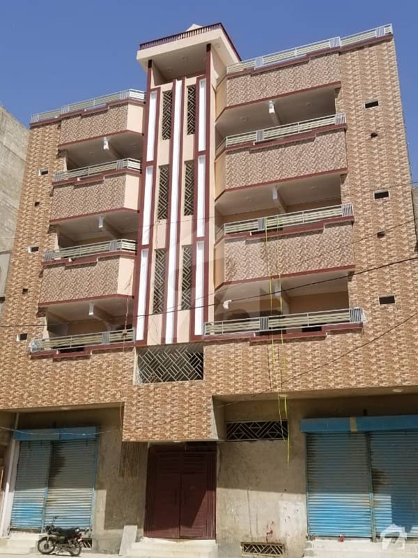 2700 Square Feet Flat For Sale In Baloch Colony