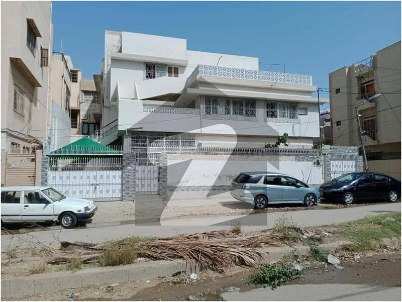 الہلال سوسائٹی کراچی میں 5 کمروں کا 9 مرلہ مکان 1.25 لاکھ میں کرایہ پر دستیاب ہے۔