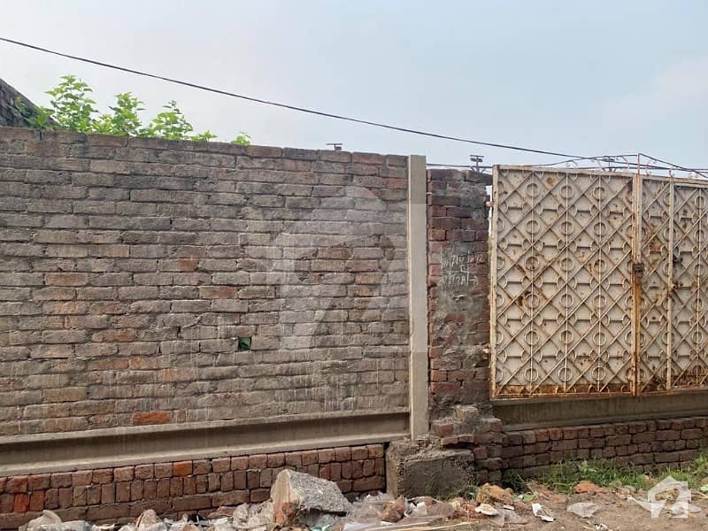 1125 Square Feet Commercial Plot Is Available In Mehmood Booti